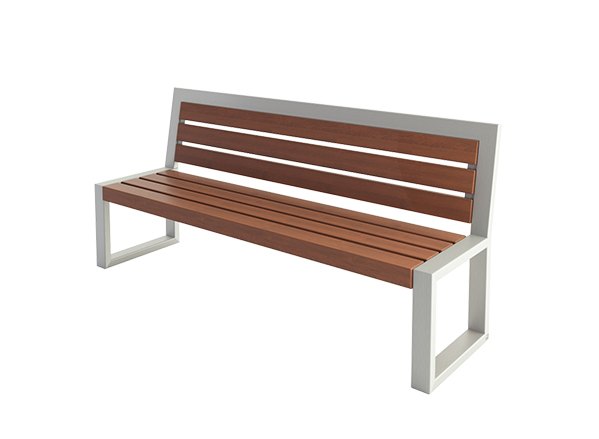 pluris-bench